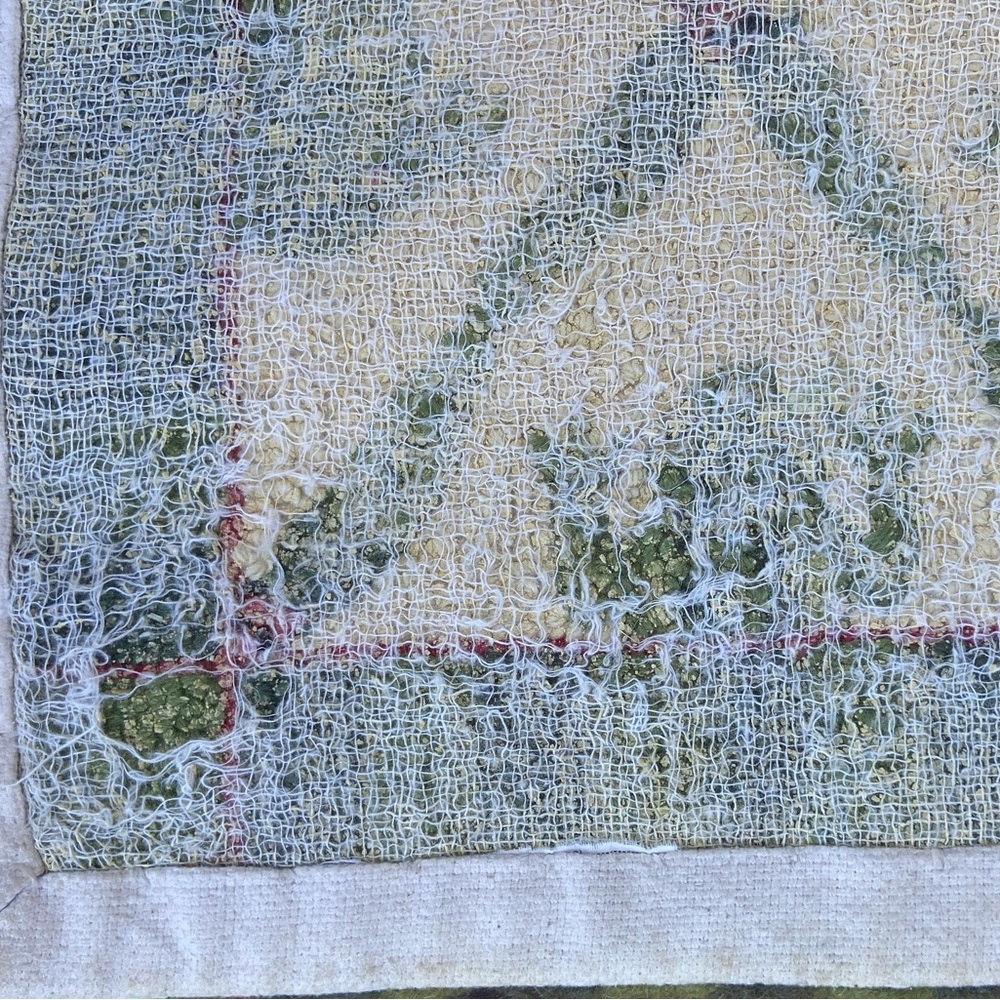 Vintage Hooked Rug with Frogs 24”x36” - Picture 5 of 7